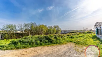 Terreno en venta en Zona Ies Parga Pondal - Más