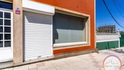 Local comercial en alquiler en Centro - Vista 2