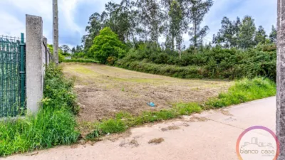 Terreno en venta en Lestón - Más