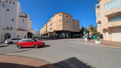 Apartamento en venta en Calle de la Fragata, Almerimar (El Ejido) de 150.000 €