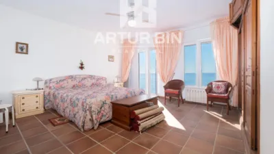 Chalet in La Fustera photo 8