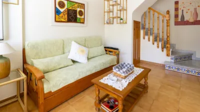 Casa adosada en venta en Carrer de Juan Sebastián Elcano - Más