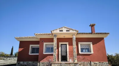 Chalet in Derramador photo 3