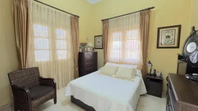 Chalet en venta en Calle de los Sueños, cerca de Calle del Poeta Hernández Amador, Salamanca-Uruguay-Las Mimosas (Distrito Centro-Ifara. Santa Cruz de Tenerife Capital) de 620.000 €