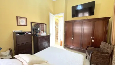 Chalet en venta en Calle de los Sueños, cerca de Calle del Poeta Hernández Amador, Salamanca-Uruguay-Las Mimosas (Distrito Centro-Ifara. Santa Cruz de Tenerife Capital) de 620.000 €