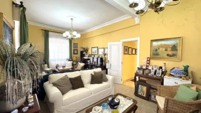 Chalet en venta en Calle de los Sueños, cerca de Calle del Poeta Hernández Amador, Salamanca-Uruguay-Las Mimosas (Distrito Centro-Ifara. Santa Cruz de Tenerife Capital) de 620.000 €