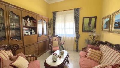 Chalet en venta en Calle de los Sueños, cerca de Calle del Poeta Hernández Amador, Salamanca-Uruguay-Las Mimosas (Distrito Centro-Ifara. Santa Cruz de Tenerife Capital) de 620.000 €