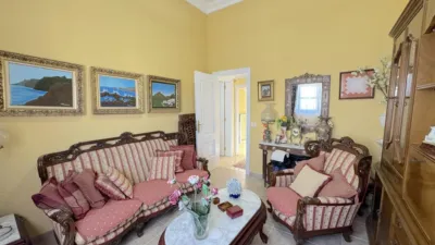 Chalet en venta en Calle de los Sueños, cerca de Calle del Poeta Hernández Amador, Salamanca-Uruguay-Las Mimosas (Distrito Centro-Ifara. Santa Cruz de Tenerife Capital) de 620.000 €