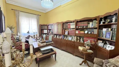 Chalet en venta en Calle de los Sueños, cerca de Calle del Poeta Hernández Amador, Salamanca-Uruguay-Las Mimosas (Distrito Centro-Ifara. Santa Cruz de Tenerife Capital) de 620.000 €