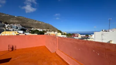 Chalet en venta en Calle de los Sueños, cerca de Calle del Poeta Hernández Amador, Salamanca-Uruguay-Las Mimosas (Distrito Centro-Ifara. Santa Cruz de Tenerife Capital) de 620.000 €