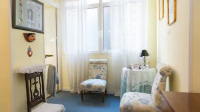 Apartment at 15 Miguel Iscar Street photo 24