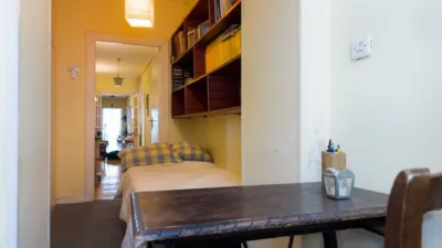 Apartment at 15 Miguel Iscar Street photo 36