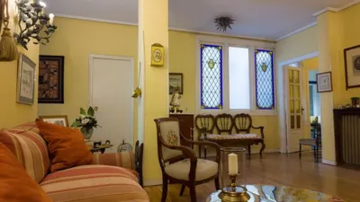 Apartment at 15 Miguel Iscar Street photo 6