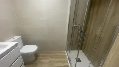 Habitación en alquiler en Calle de los Claveles, Zona Alta (Ponferrada) de 650 €<span>/mes</span>