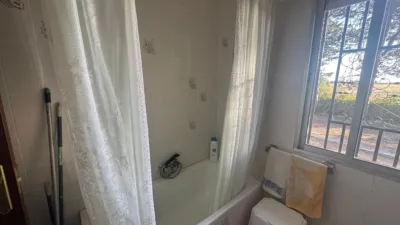 Chalet en venta en Avenida de Juan Carlos I, Villanueva de Duero de 114.900 €