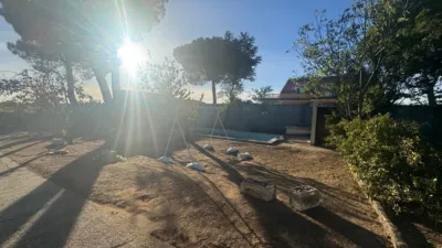 Chalet en venta en Avenida de Juan Carlos I, Villanueva de Duero de 114.900 €