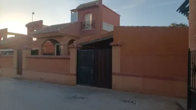 Chalet on Calle Lugar, Sector 25 photo 36