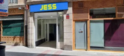 Local comercial en alquiler en Calle de Antonio Maura, Centro (Palencia Capital) de 550 €<span>/mes</span>