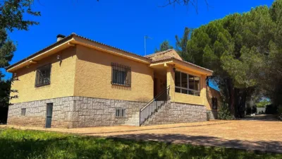 Chalet en venta en Calle Centro, Número 0, Lozoyuela (Lozoyuela-Navas-Sieteiglesias) de 409.000 €