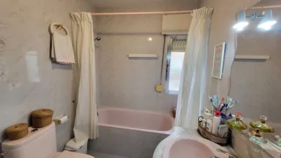 Chalet en venta en Avenida de La Cabrera, 27, cerca de Calle de Hontanilla, La Cabrera de 459.000 €