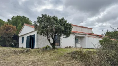 Semi-detached house on Carretera del Berrueco-Cervera photo 8