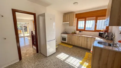 Chalet on Calle del Requebradero photo 24