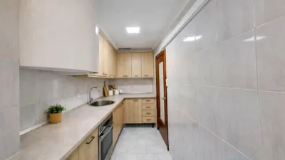 Piso en venta en Avenida Donostiarra, Concepción (Distrito Ciudad Lineal. Madrid Capital) de 379.999 €