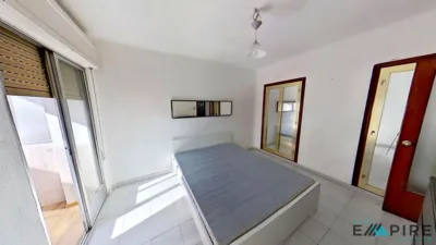 Piso en venta en Avenida Donostiarra, Concepción (Distrito Ciudad Lineal. Madrid Capital) de 379.999 €