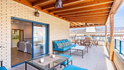 Ático en venta en Calle Liverpool, Aguadulce Sur (Distrito Aguadulce. Roquetas de Mar) de 495.000 €