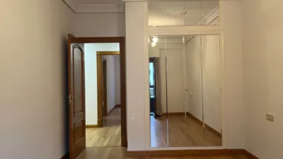 Piso en alquiler en Calle Gran Vía Juan Carlos I, Centro (Logroño) de 1.300 €<span>/mes</span>