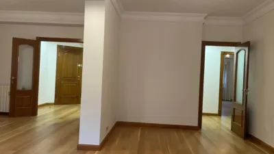 Piso en alquiler en Calle Gran Vía Juan Carlos I, Centro (Logroño) de 1.300 €<span>/mes</span>