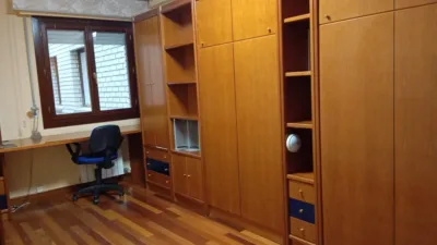 Piso en alquiler en Avenida de la Paz, cerca de Calle de la Duquesa de la Victoria, Centro (Logroño) de 950 €<span>/mes</span>