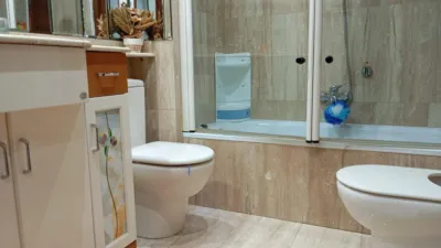 Piso en alquiler en Avenida de la Paz, cerca de Calle de la Duquesa de la Victoria, Centro (Logroño) de 950 €<span>/mes</span>