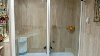 Piso en alquiler en Avenida de la Paz, cerca de Calle de la Duquesa de la Victoria, Centro (Logroño) de 950 €<span>/mes</span>