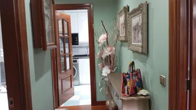 Piso en alquiler en Avenida de la Paz, cerca de Calle de la Duquesa de la Victoria, Centro (Logroño) de 950 €<span>/mes</span>