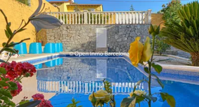 Chalet on Avinguda del Montseny photo 8