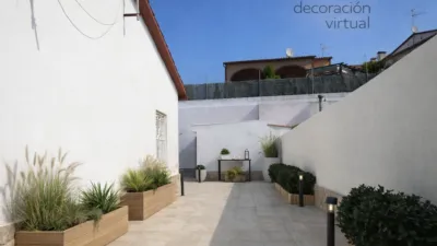 Chalet en venta en Carrer dels Cirerers, Urbanitzacions del Nord (Lloret de Mar) de 399.000 €