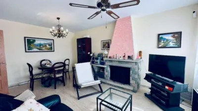 Chalet en venta en Carrer dels Cirerers, Urbanitzacions del Nord (Lloret de Mar) de 399.000 €