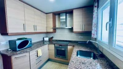 Chalet en venta en Carrer dels Cirerers, Urbanitzacions del Nord (Lloret de Mar) de 399.000 €