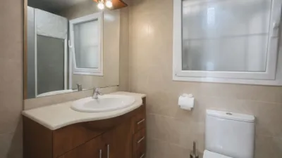 Chalet en venta en Carrer dels Cirerers, Urbanitzacions del Nord (Lloret de Mar) de 399.000 €