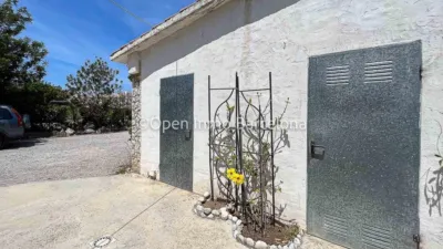 House on Carrer de la Masia, 1 photo 39