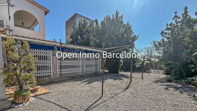 House on Carrer de la Masia, 1 photo 47