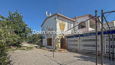 House on Carrer de la Masia, 1 photo 50