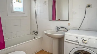 Apartment on Carrer de Girona, 9 photo 26