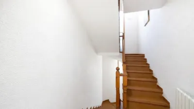 Semi-detached house in Segur Estacion photo 9