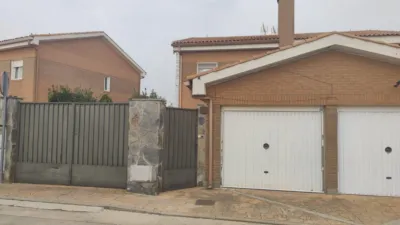 Semi-detached house in El Bosque de Henares photo 3