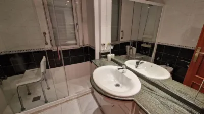 Flat for sale on Calle de la Voluntaria Entrega photo 19