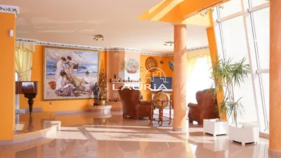 Chalet on Carrer del Puerto de los Leones photo 8