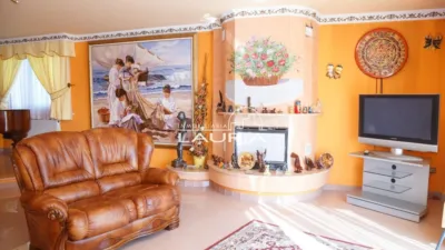 Chalet on Carrer del Puerto de los Leones photo 9