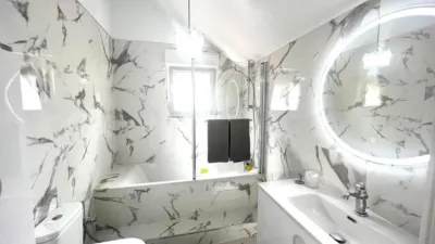 Chalet en venta en Calle de los Nardos, 47, Marugán de 369.000 €